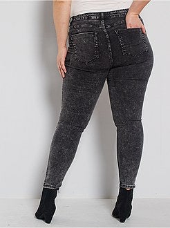 Calças de ganga skinny efeito push-up - Kiabi