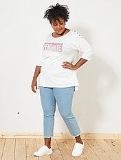 Calças de ganga slim 7/8 desfiadas