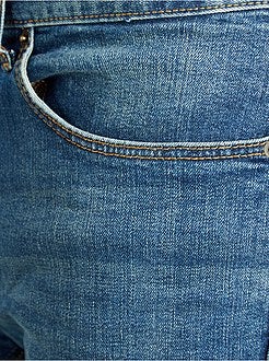 Calças de ganga slim concebidas ecologicamente L32 - Kiabi