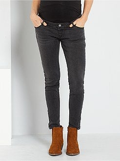 Calças de ganga slim de grávida L28 - Kiabi