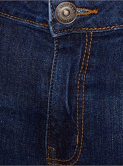 Calças de ganga slim efeito usado - Kiabi