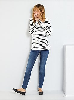 Calças de ganga slim fit de grávida concebidas ecologicamente - Kiabi