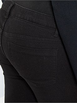 Calças de ganga slim fit de grávida concebidas ecologicamente - Kiabi