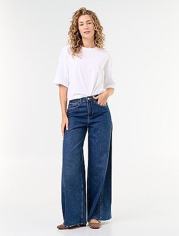 Calças de ganga wide leg com bainha desfiada