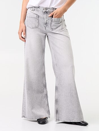 Calças de ganga wide leg com bolsos chapados