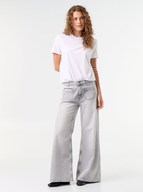 Calças de ganga wide leg com bolsos chapados - Kiabi Calças de ganga wide leg com bolsos chapados - Kiabi