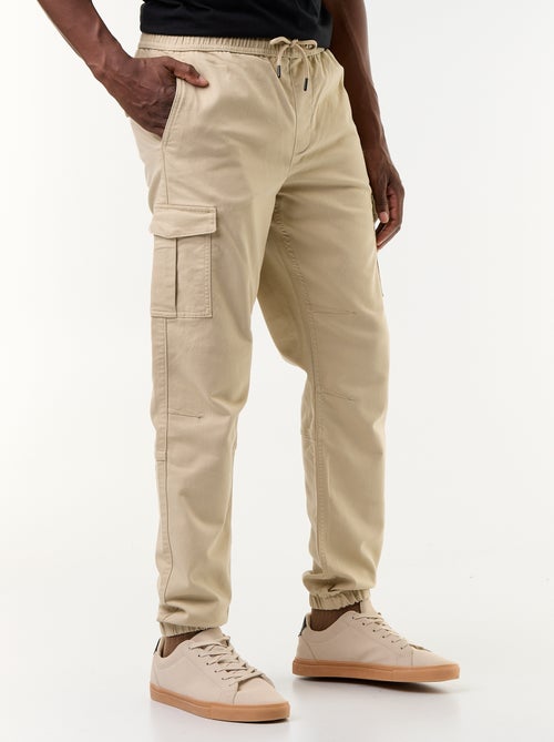 Calças de jogging com vários bolsos - Kiabi Calças de jogging com vários bolsos - Kiabi