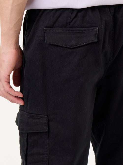 Calças de jogging com vários bolsos - Kiabi Calças de jogging com vários bolsos - Kiabi