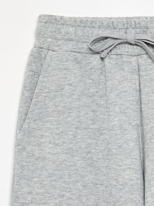 Calças de jogging largas - coleção fácil de vestir - Kiabi Calças de jogging largas - coleção fácil de vestir - Kiabi