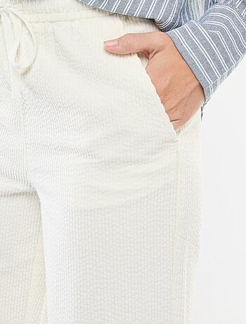 Calças de jogging largas em veludo cotelê