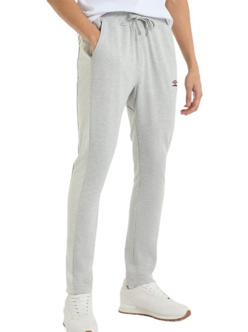 Calças de jogging masculinas umbro texturizadas cinzentas - Kiabi Calças de jogging masculinas umbro texturizadas cinzentas - Kiabi