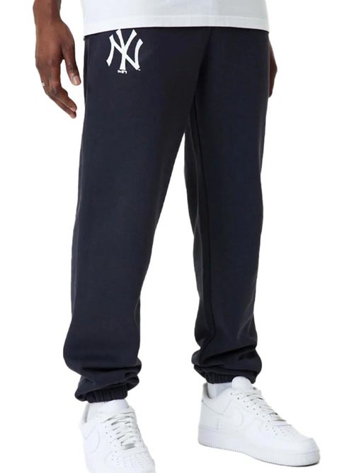 Calças de Jogging New Era Neyyan para Homem Azul-Marinho - Kiabi Calças de Jogging New Era Neyyan para Homem Azul-Marinho - Kiabi