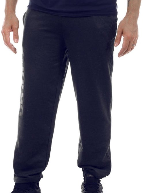 Calças de Jogging Umbro Leisur Light para Homem Azul-Marinho/Preto - Kiabi Calças de Jogging Umbro Leisur Light para Homem Azul-Marinho/Preto - Kiabi