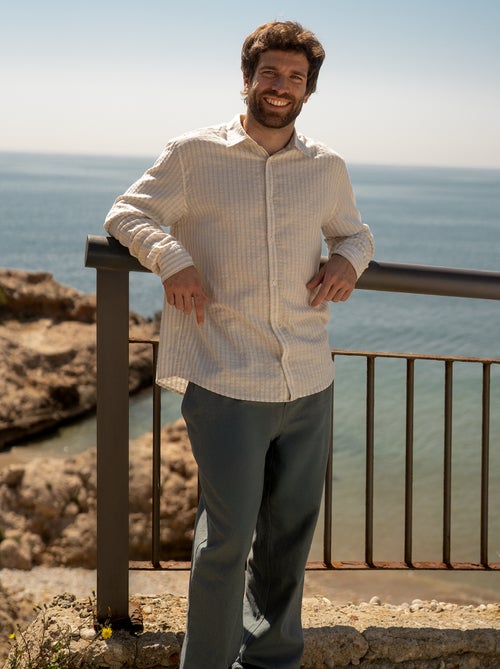 Calças de linho misturado com corte direito - Kiabi