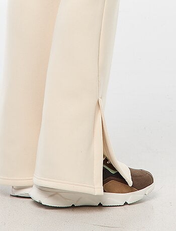 Calças de malha pesada e suave com corte bootcut