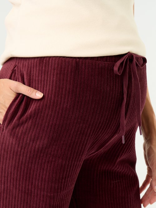 Calças de maternidade largas de veludo cotelê - Kiabi Calças de maternidade largas de veludo cotelê - Kiabi
