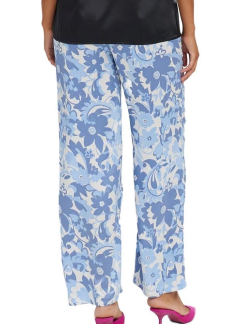 Calças de Maternidade Vero Moda Mulla Estampado Azul/Branco para Mulher - Kiabi Calças de Maternidade Vero Moda Mulla Estampado Azul/Branco para Mulher - Kiabi