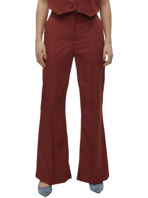 Calças de Senhora Vero Moda Tara Terracota com Pinças - Kiabi Calças de Senhora Vero Moda Tara Terracota com Pinças - Kiabi