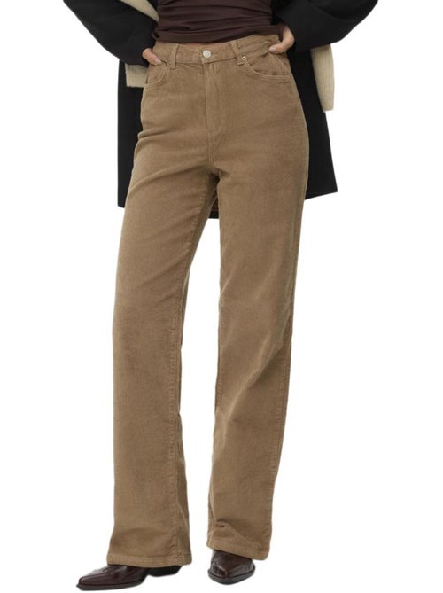 Calças de Veludo Bege para Mulher Vero Moda Tessa - Kiabi Calças de Veludo Bege para Mulher Vero Moda Tessa - Kiabi