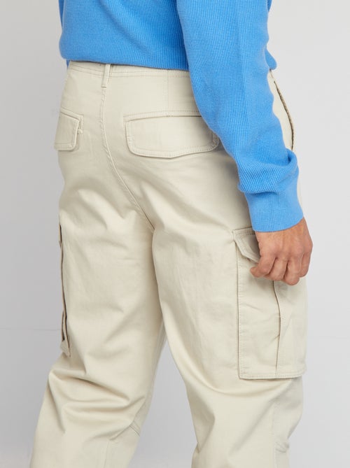 Calças dobby com vários bolsos - Kiabi