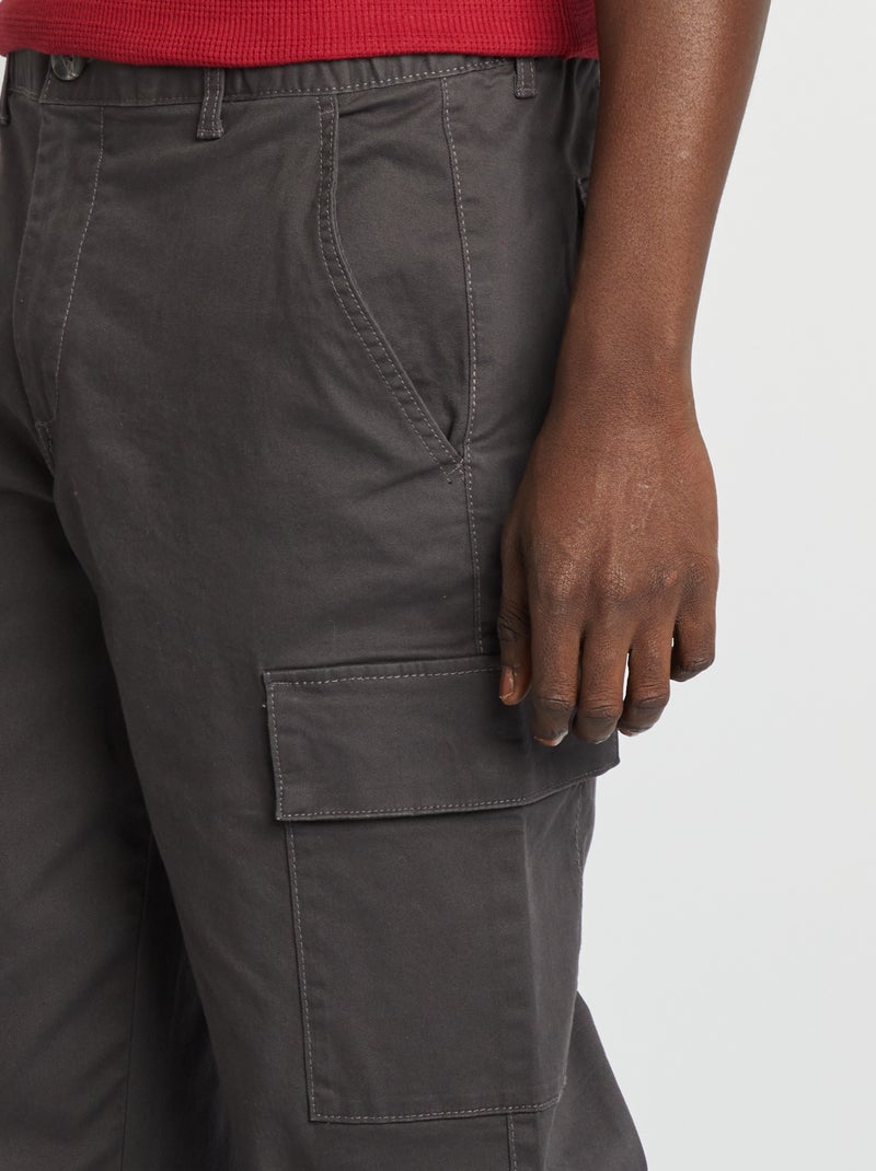 Calças elásticas com vários bolsos PRETO - Kiabi