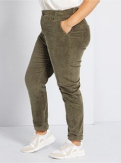 Calças em bombazina canelada - Kiabi