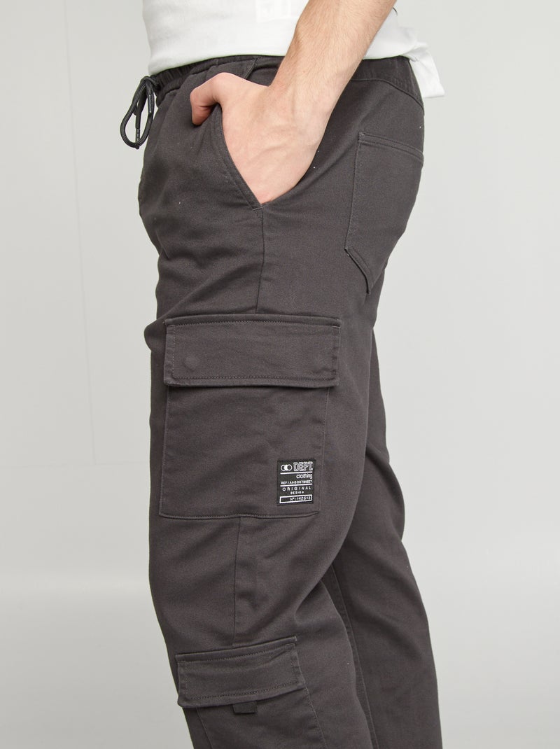 Calças estilo 'jogger' com vários bolsos PRETO - Kiabi