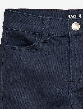 Calças flare - Corte + ajustado