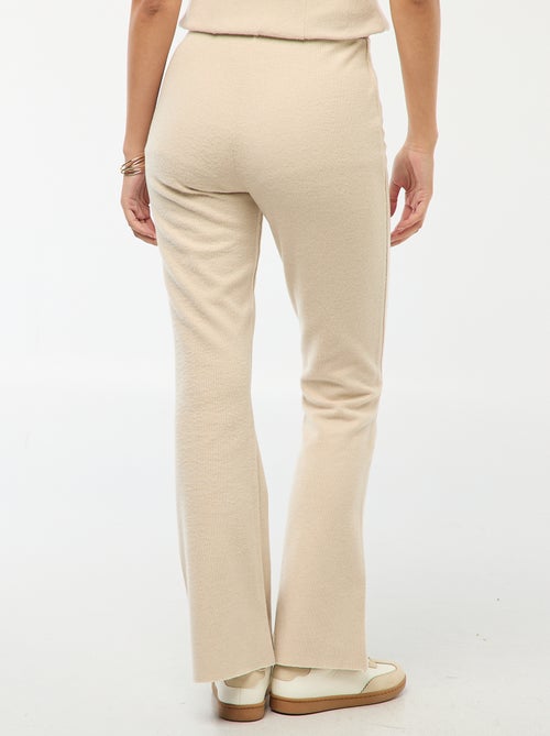 Calças flare em tricô liso - Kiabi