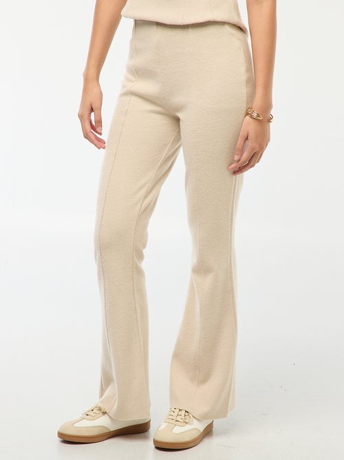 Calças flare em tricô liso - Kiabi