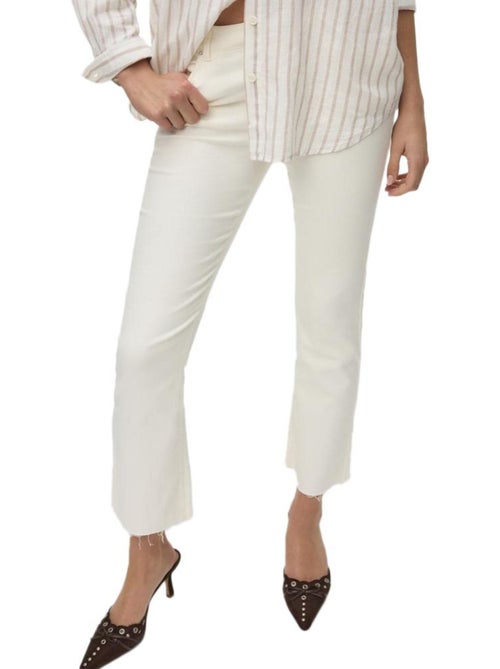 Calças Fluidas Brancas Vero Moda Sheila para Mulher - Kiabi Calças Fluidas Brancas Vero Moda Sheila para Mulher - Kiabi