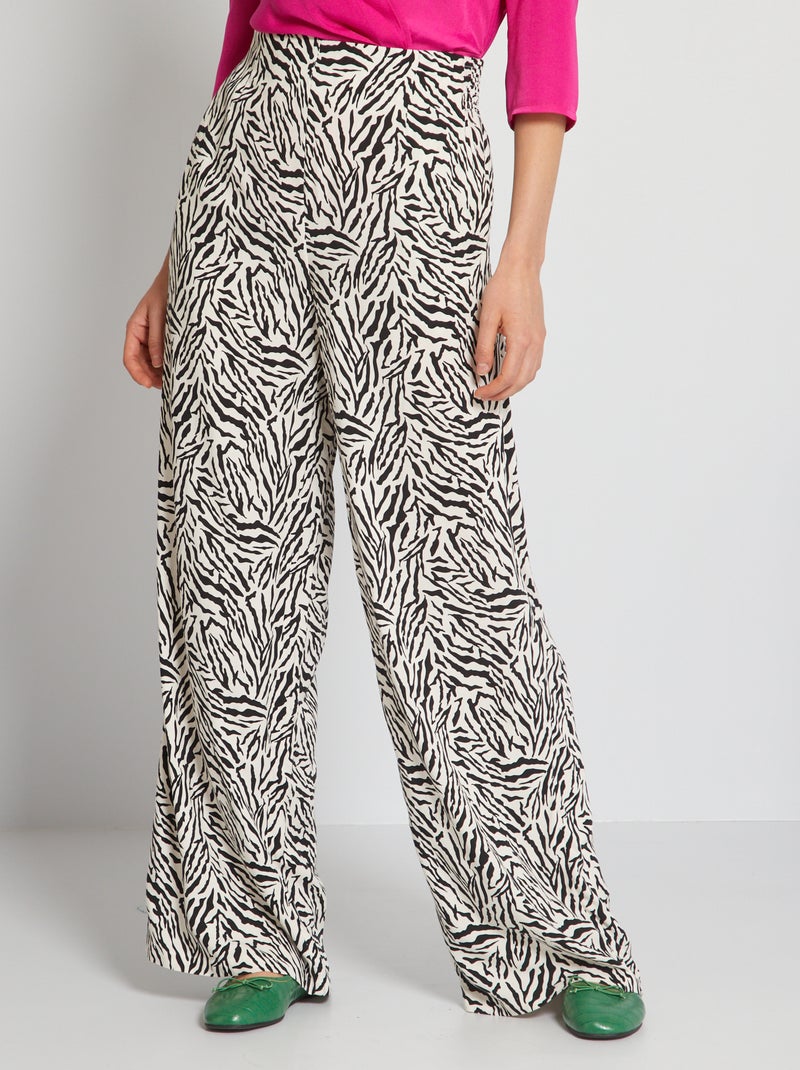 Calças fluidas com estampado 'zebra' BRANCO - Kiabi