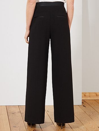 Calças fluidas com pinças - Kiabi