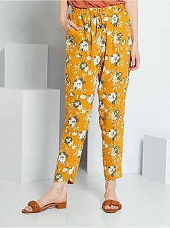 Calças fluidas estampadas - Kiabi
