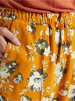 Calças fluidas estampadas - Kiabi