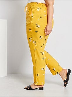 Calças fluidas estampadas - Kiabi