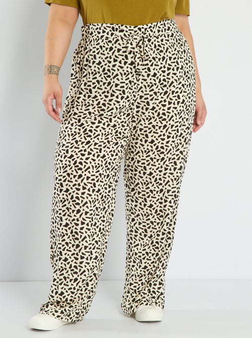 Calças fluidas estampadas - Kiabi
