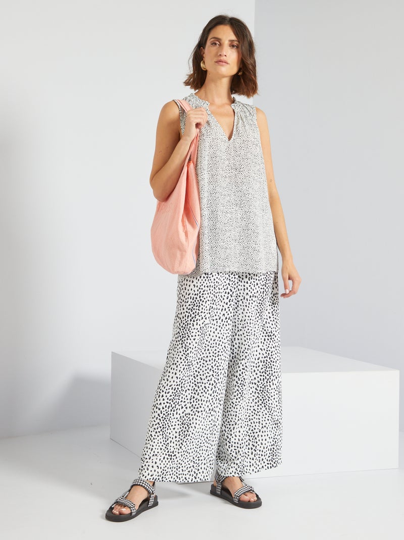 Calças fluidas largas 'leopardo' BRANCO - Kiabi
