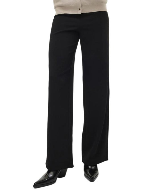 Calças Fluidas Pretas Vero Moda Berlin para Mulher - Kiabi Calças Fluidas Pretas Vero Moda Berlin para Mulher - Kiabi