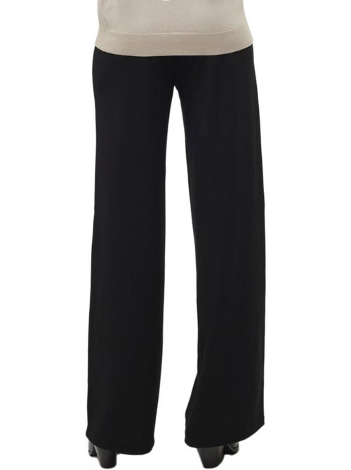 Calças Fluidas Pretas Vero Moda Berlin para Mulher - Kiabi Calças Fluidas Pretas Vero Moda Berlin para Mulher - Kiabi