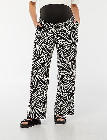 Calças fluidas zebra 'Only Maternity'