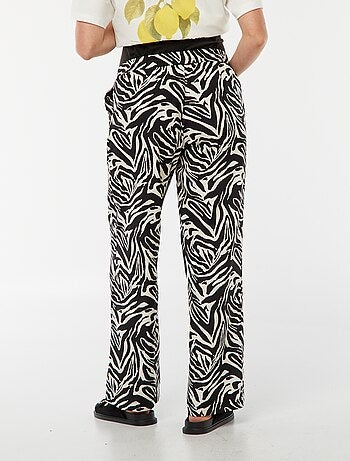 Calças fluidas zebra 'Only Maternity'