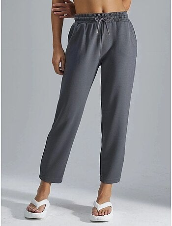 Calças jogger carrot fit com cintura elástica toque de modal, hiccup