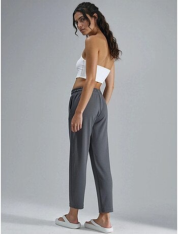 Calças jogger carrot fit com cintura elástica toque de modal, hiccup