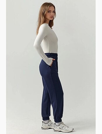 Calças jogger com cintura elástica e toque de modal hiccup