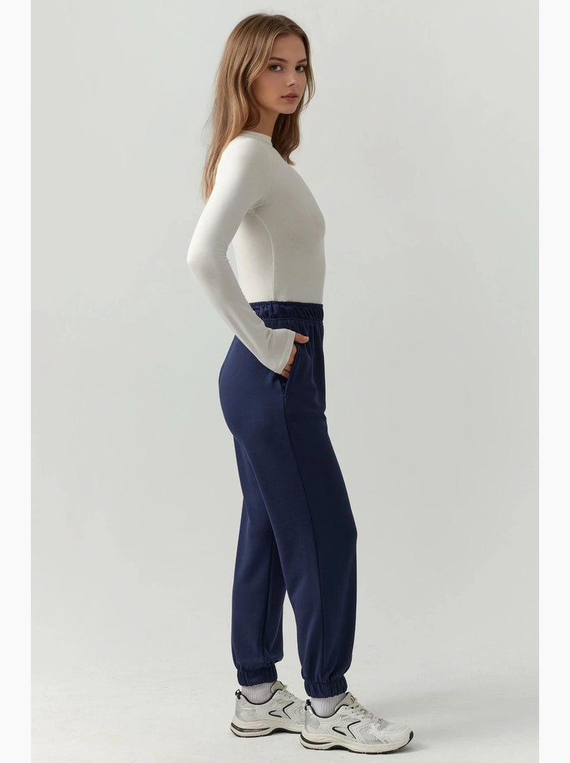 Calças jogger com cintura elástica e toque de modal hiccup Azul-marinho - Kiabi