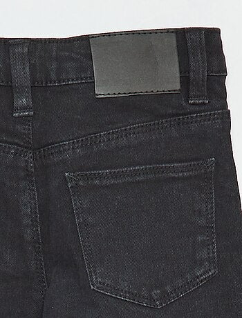 Calças justas com bolsos de aba - corte + confortáveis