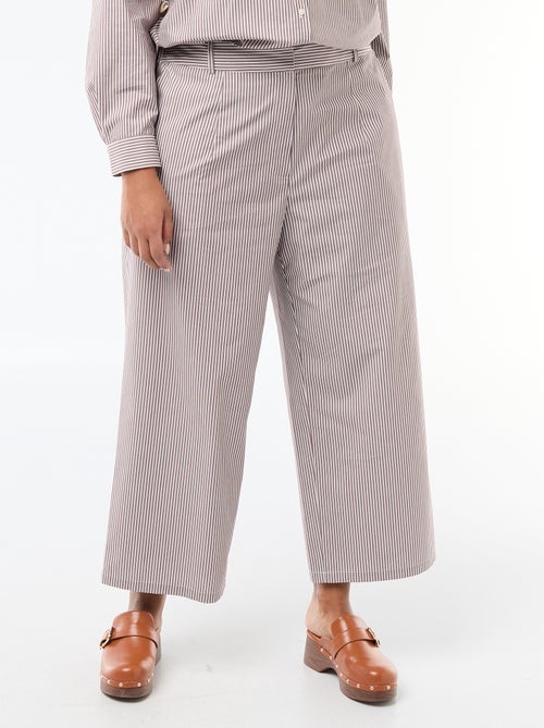 Calças largas às riscas em popelina - Kiabi