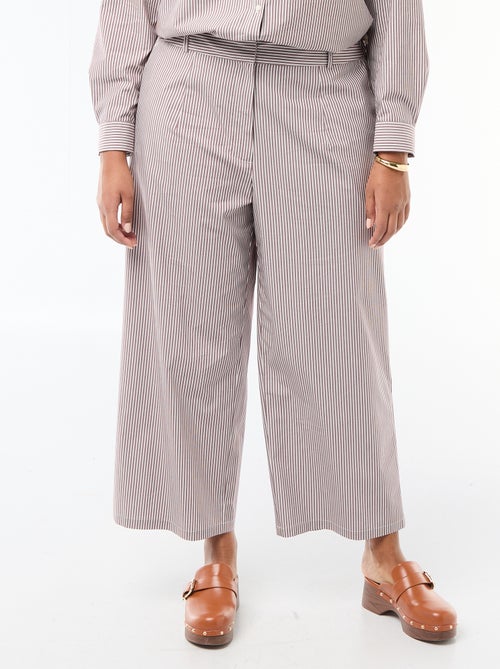 Calças largas às riscas em popelina - Kiabi