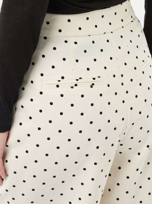 Calças largas com bolinhas - Kiabi